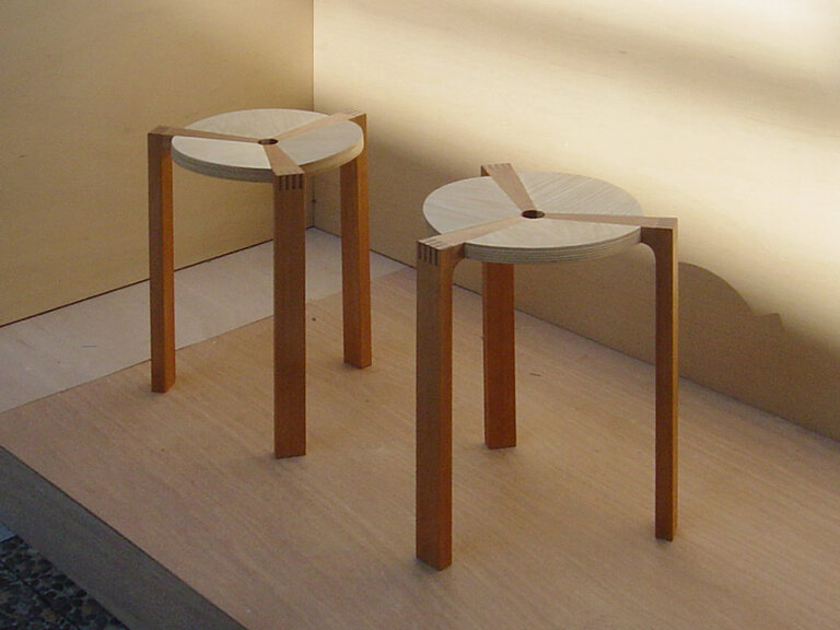 AR stacking stool（TDW2005 プロ作品展出展）